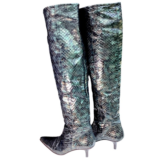 GUCCI Vintage Python Over The Knee Boots. (MC) - Picture 3 of 17
